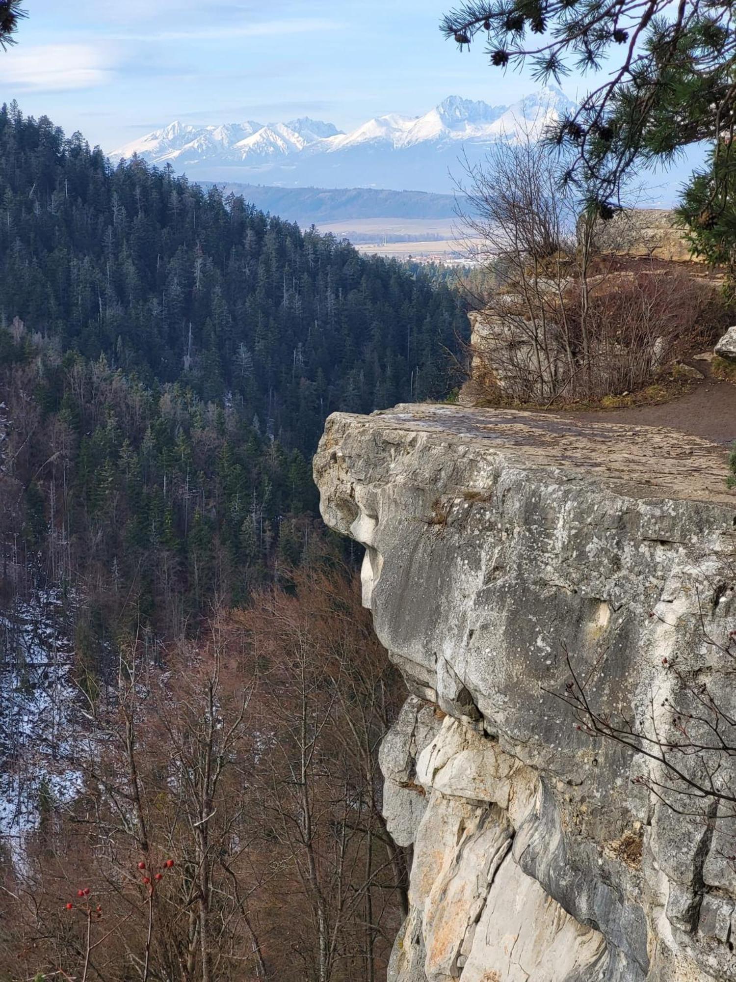 Turisticka Ubytovna Hornad Spisske Tomasovce Luaran gambar
